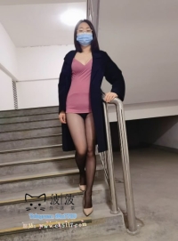 燕子 165cmD奶31歲  淫蕩秘書 喜歡玩露出  很騷  美乳粉乳  胸型很好看  可舔可吸 多